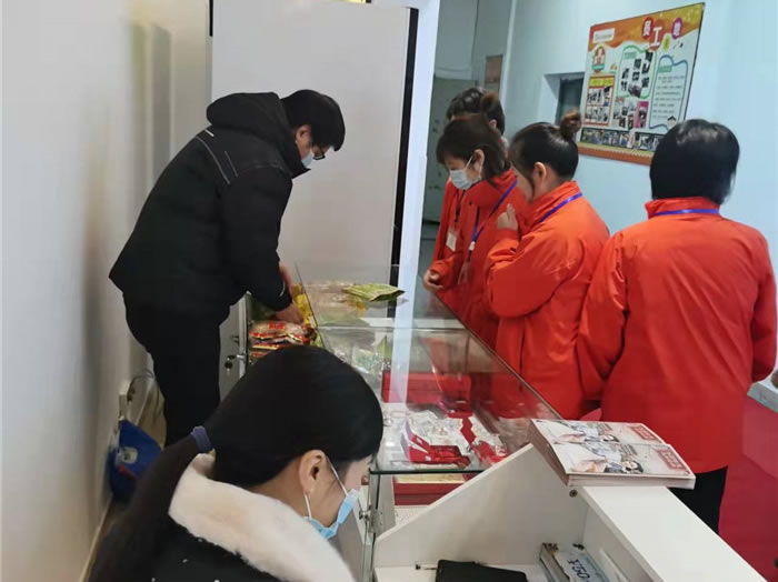四川中青旅綿陽分社、綿陽市中旅假日旅行社、綿陽自來文化傳播有限公司24H自助售貨服務(wù)盛大開業(yè)